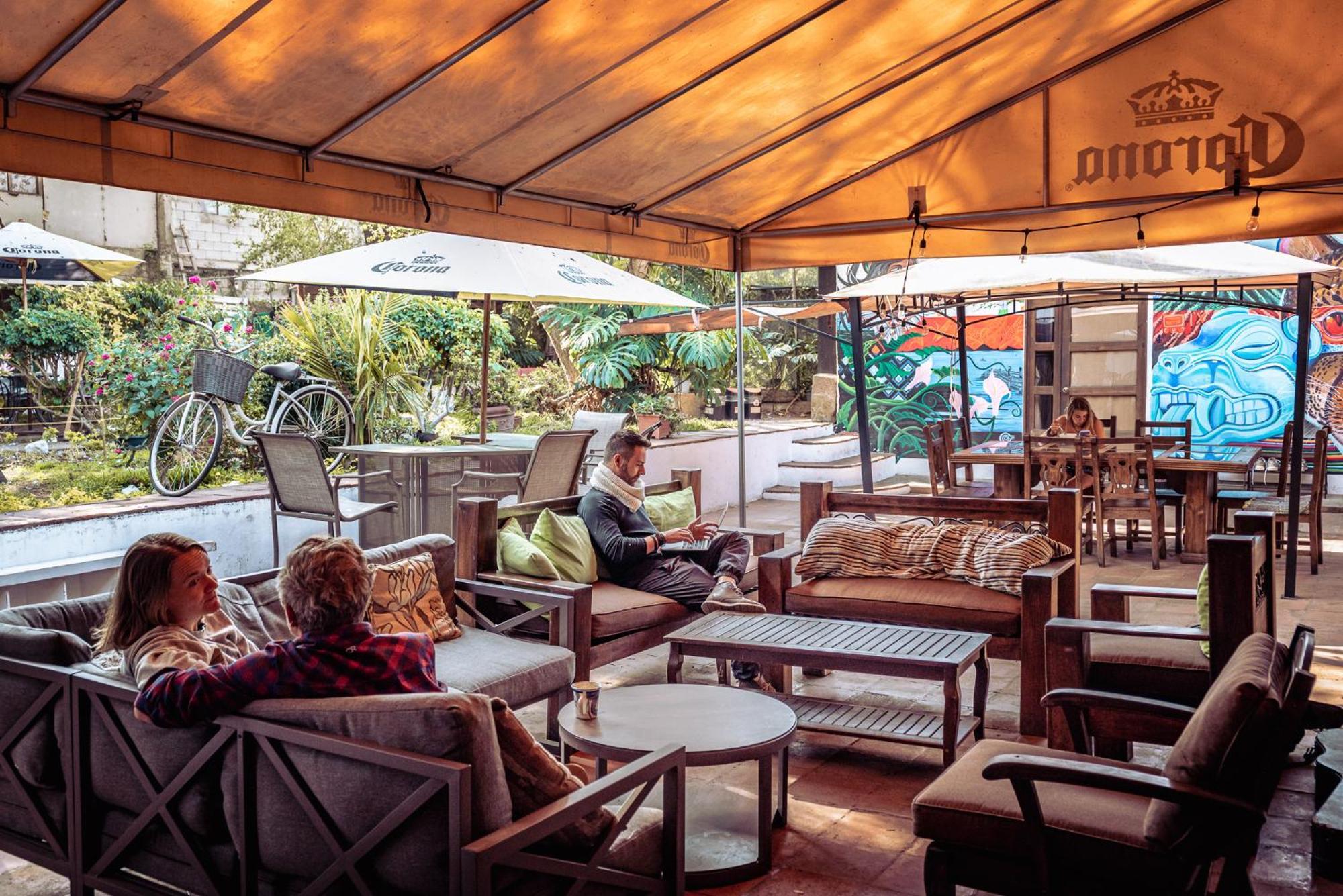 Hostal Antigueeno Antigua Екстериор снимка